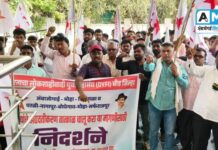 रस्त्यांची तात्काळ दुरुस्ती करा : ‘डीवायएफआय’ युवक संघटनेचे बांधकाम विभाग कार्यालयावर निदर्शने