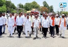 सोनम वांगचुक यांचे उपोषण तात्काळ सोडवा : सजग अंबाजोगाईकरांचे उपजिल्हाधिकारी कार्यालयासमोर निदर्शने